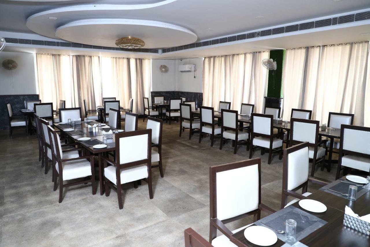 Diwan Hotel And Restaurant Surkhi 外观 照片
