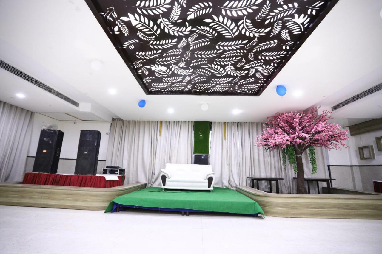 Diwan Hotel And Restaurant Surkhi 外观 照片