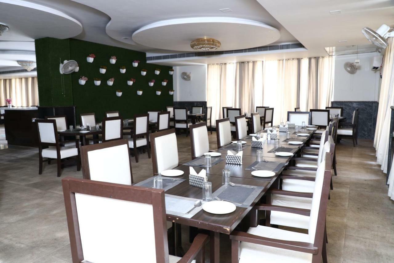 Diwan Hotel And Restaurant Surkhi 外观 照片