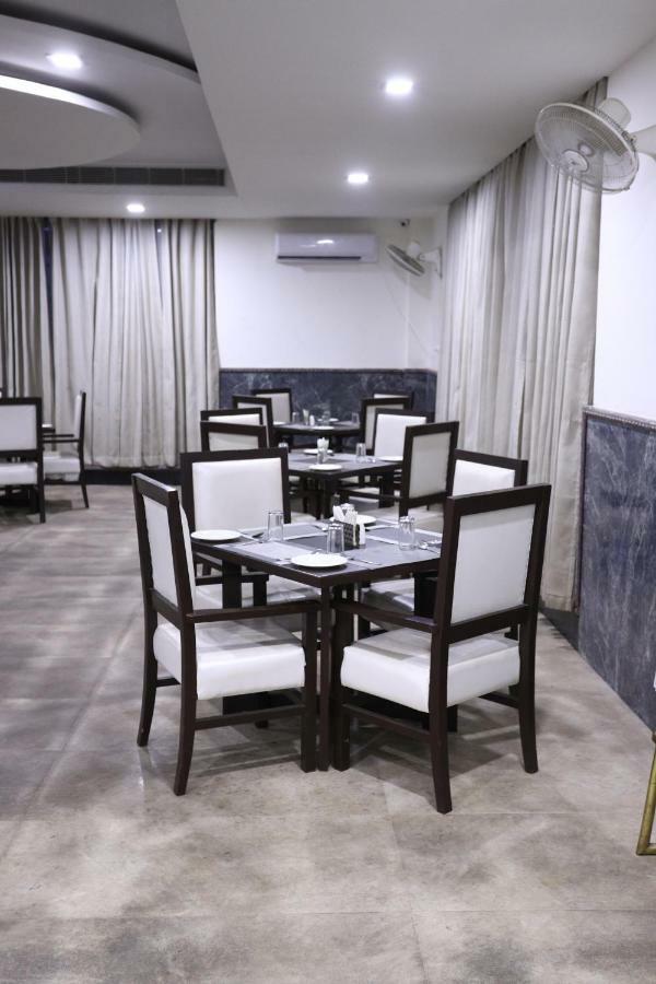 Diwan Hotel And Restaurant Surkhi 外观 照片